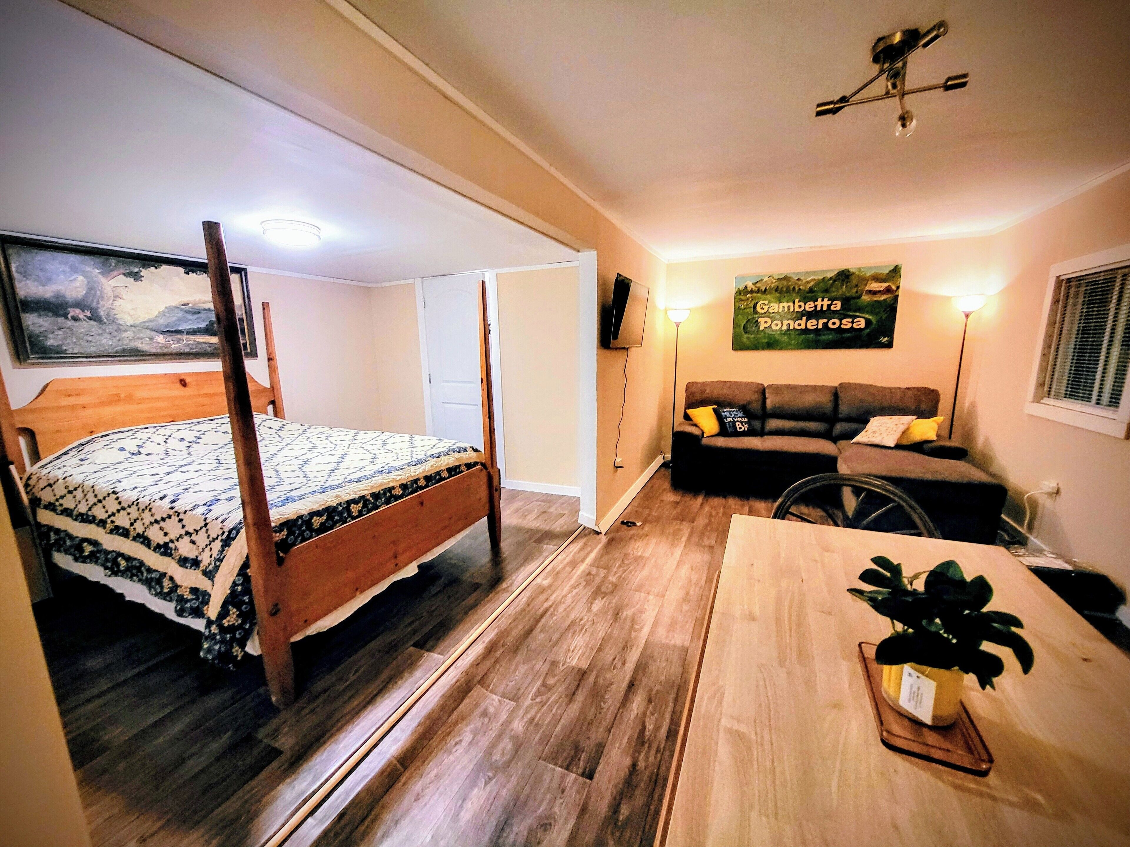 1 室のベッドルーム、アイロン / アイロン台、WiFi、ベッドシーツ