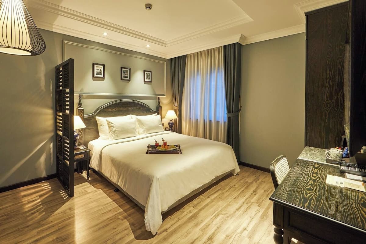 Standard Room | Iron/ironing board, free WiFi
