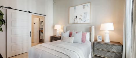 2 bedrooms, iron/ironing board, Internet, bed sheets