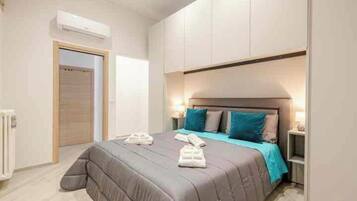 2 chambres, fer et planche Ă repasser, Wi-Fi gratuit, draps fournis