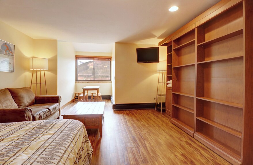 Perfect Center Village Hotel Room - Silverthorne, CO
