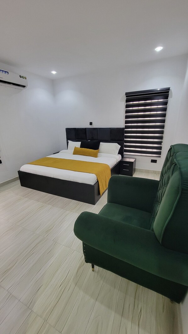 2 bedrooms, WiFi, bed sheets