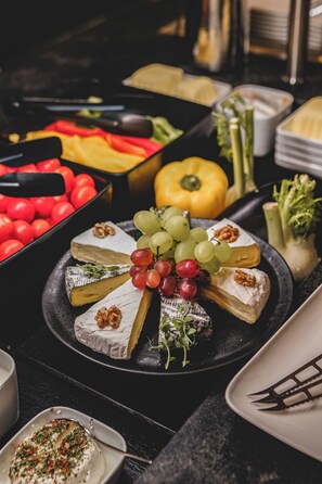 Tägliches inbegriffenes großes Frühstück