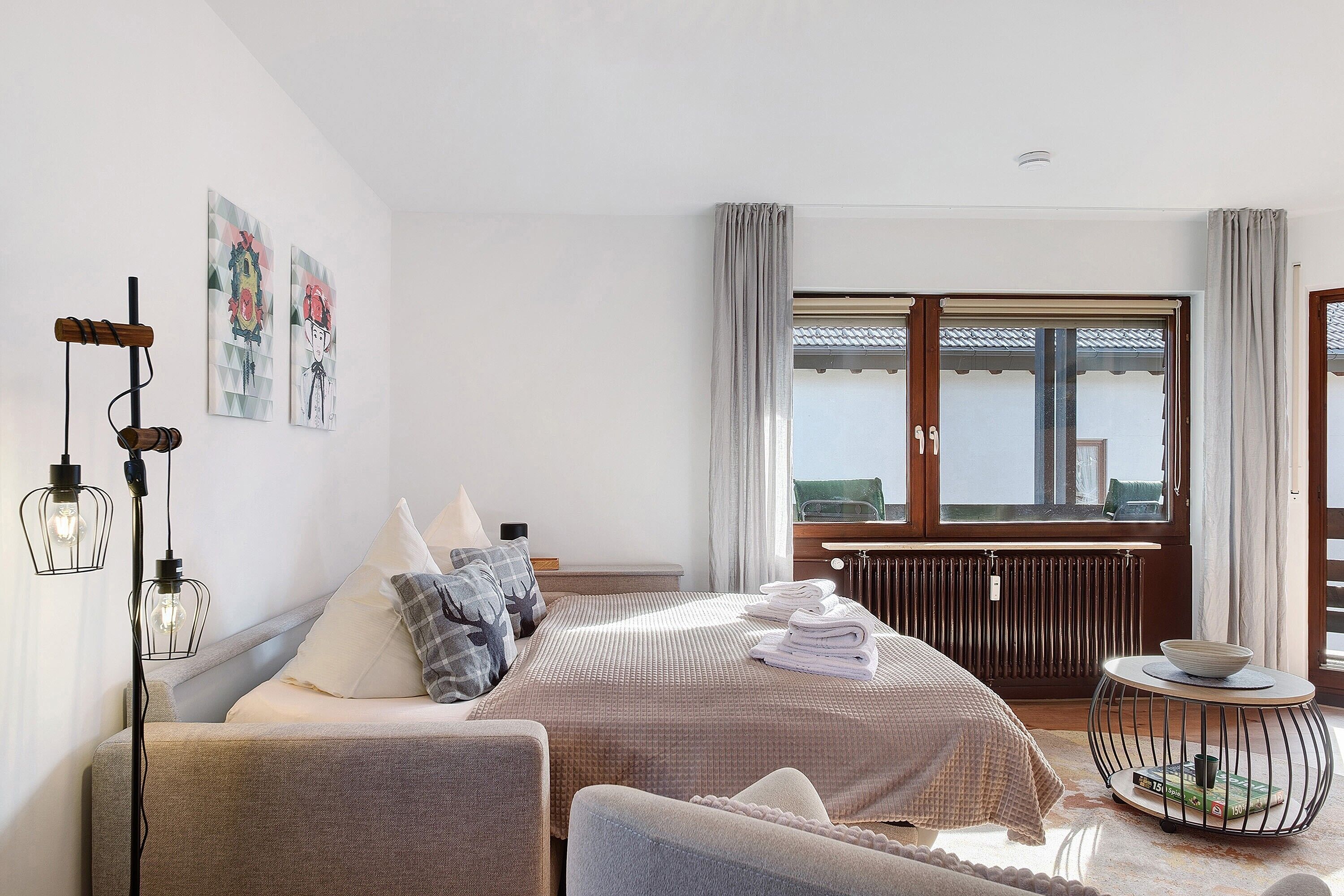 1 habitación, tabla de planchar con plancha, wifi y ropa de cama 