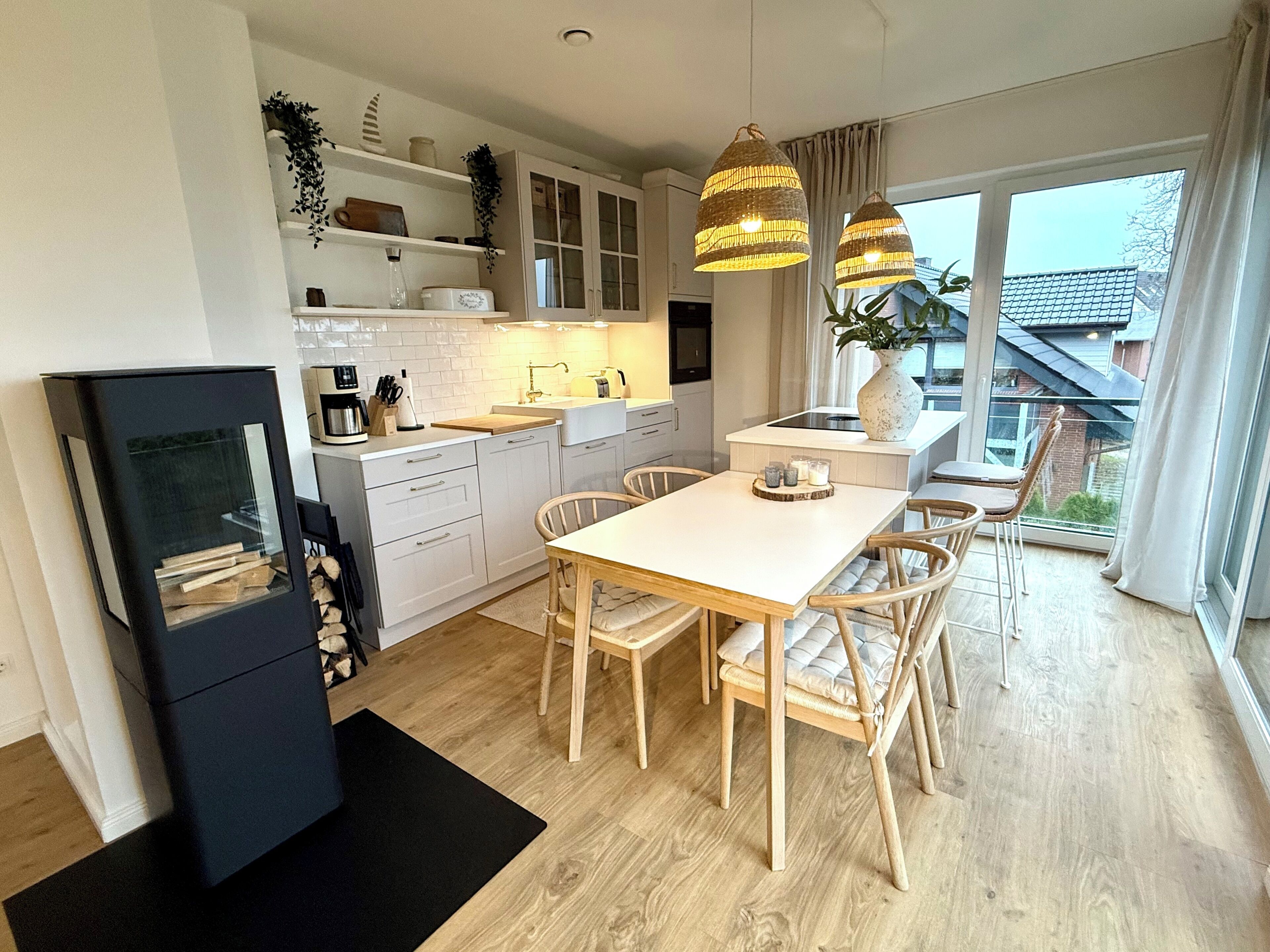 Kühlschrank, Ofen, Herdplatte, Geschirrspüler