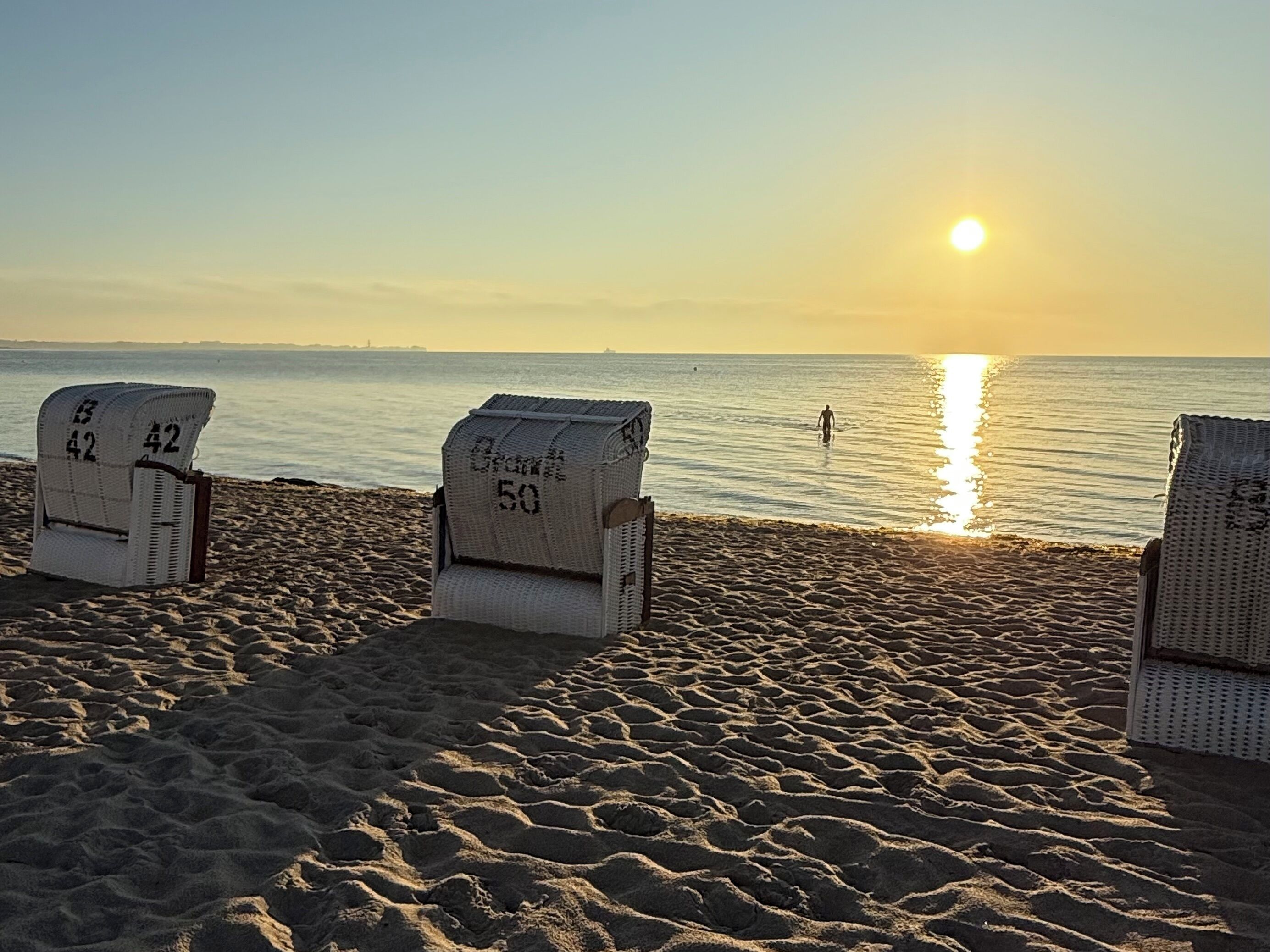 Beach nearby, sun loungers