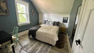 3 habitaciones, escritorio, tabla de planchar con plancha y wifi gratis