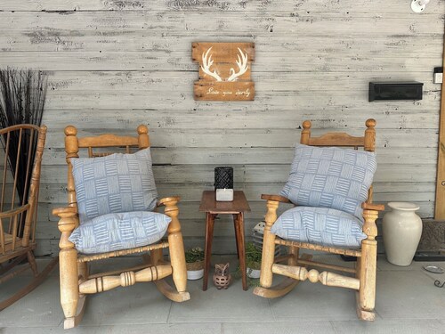 Riverside & Relax Home