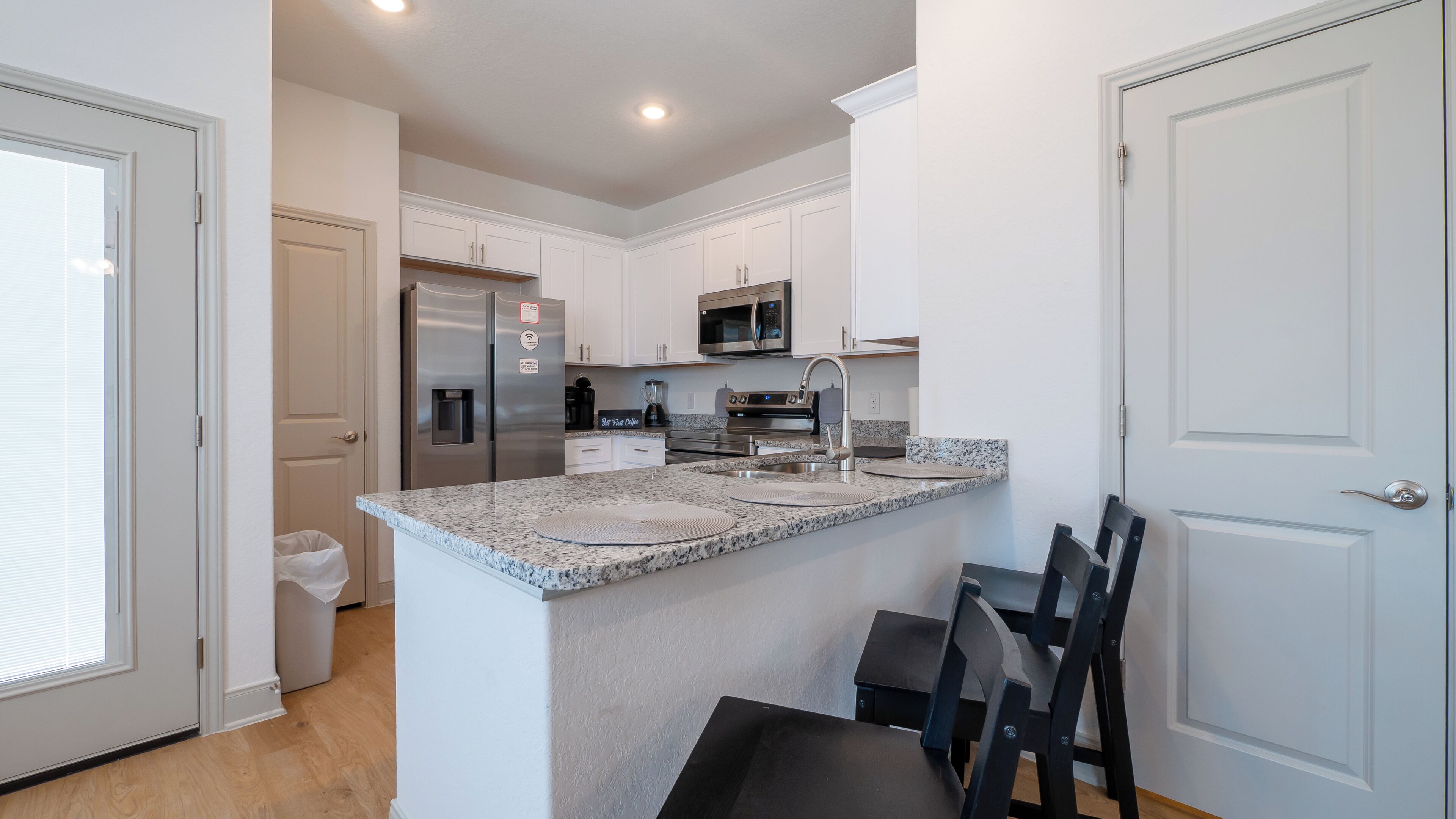 Microwave, oven, stovetop, dishwasher