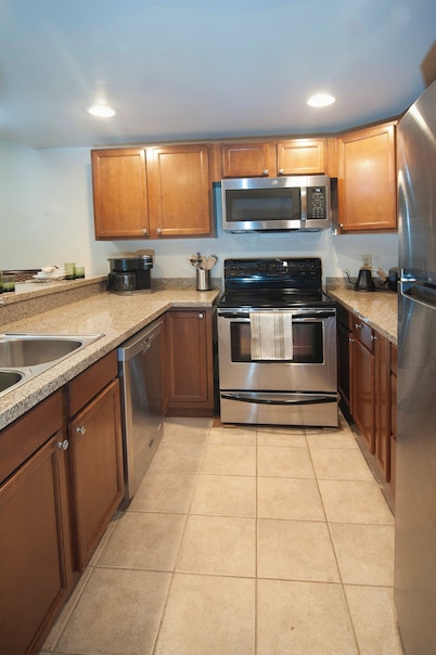 Lovely 1-bedroom condo in San Diego/La Jolla-close to UCSD