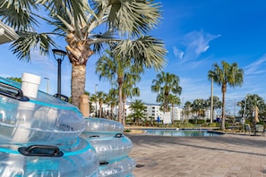 Outdoor pool, a heated pool - Spacious 6-bedroom private Pool Near Disney (Kissimmee)