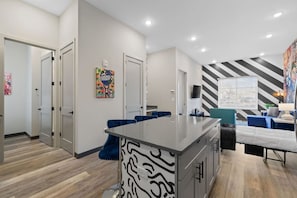 Interior - Comfy 1BR Apt - Great Spot, Exploring Music City! (Nashville)