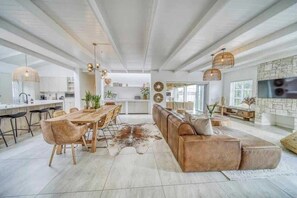 House, Multiple Beds, Pool Access, Pool View (Flamingo Villa ) | Living area | 42-inch flat-screen TV with digital channels, fireplace