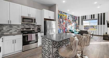 Trendy 1BR Apt - Close to Stadium & Local Vibes!