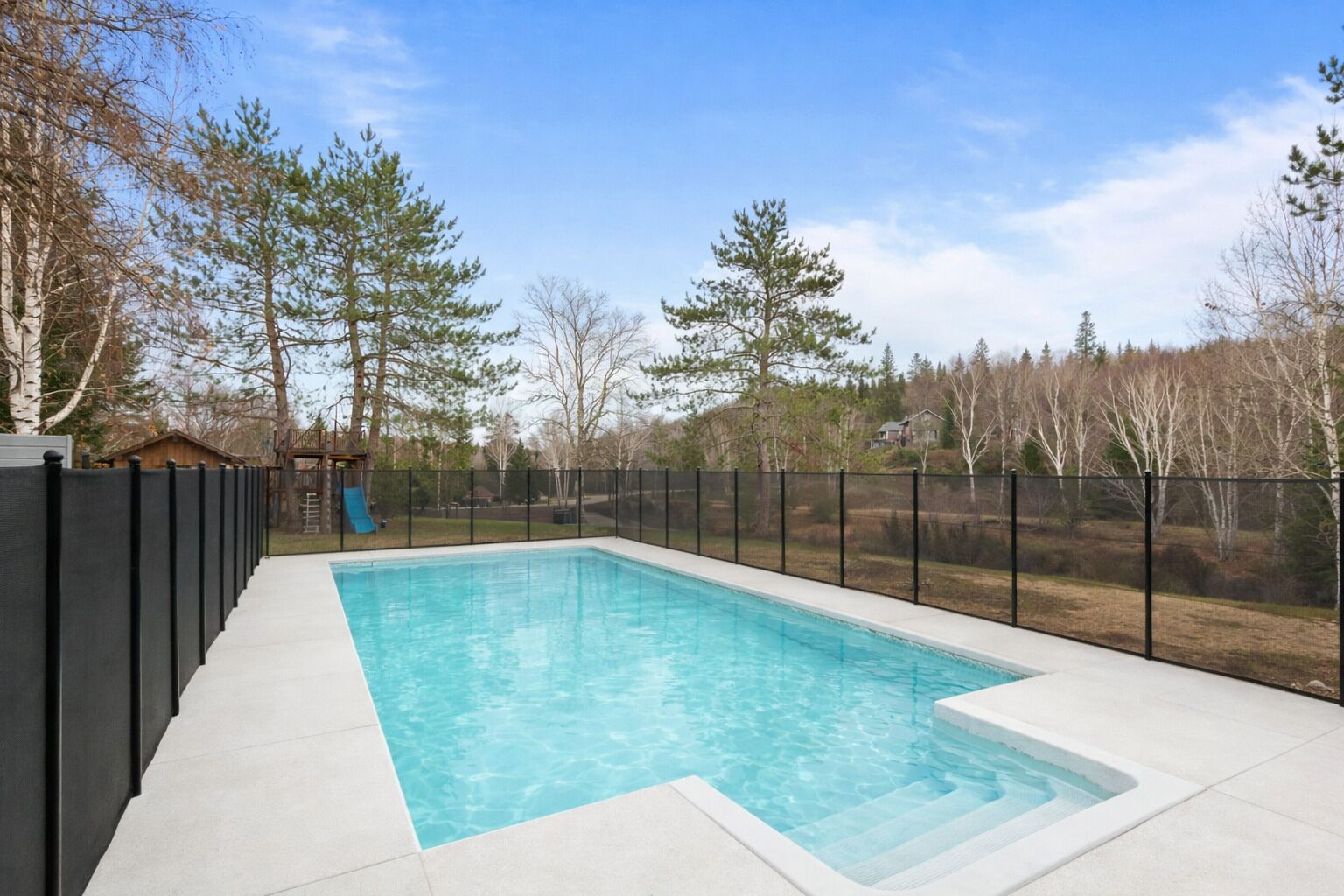 Outdoor pool, a heated pool