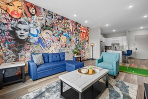 TV - Nashville Retreat with Golf Setup & Sleeps 4! (Nashville)