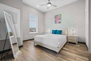 アイロン / アイロン台、WiFi、ベッドシーツ