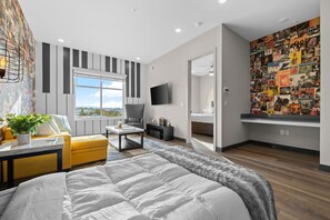 アイロン / アイロン台、WiFi、ベッドシーツ