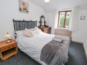 3 quartos, individualmente decorados, individualmente mobiliados