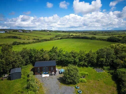 Cute cosy and chilled cabin in lahinch