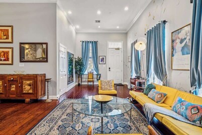 Spacious 5BR 3BA Villa with Private Courtyard and Heated Pool