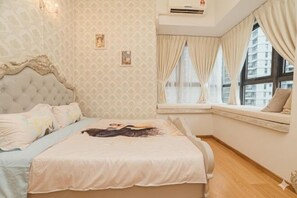 Room - Danga Bay Beauty and the Beast Suite 2BR w Balcony (Johor Bahru)