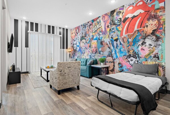 Interior - Charming Nashville Stay - 8 Minutes to Broadway (Nashville)