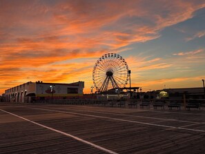 Point of interest - Book your Summer fun weeks early! Early discounts apply! (Ocean City)