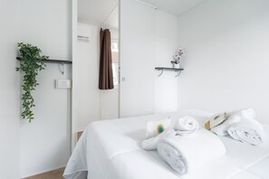 2 chambres, accès au Wi-Fi (inclus), literie fournie