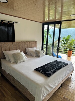 1 bedroom, iron/ironing board, Internet, bed sheets