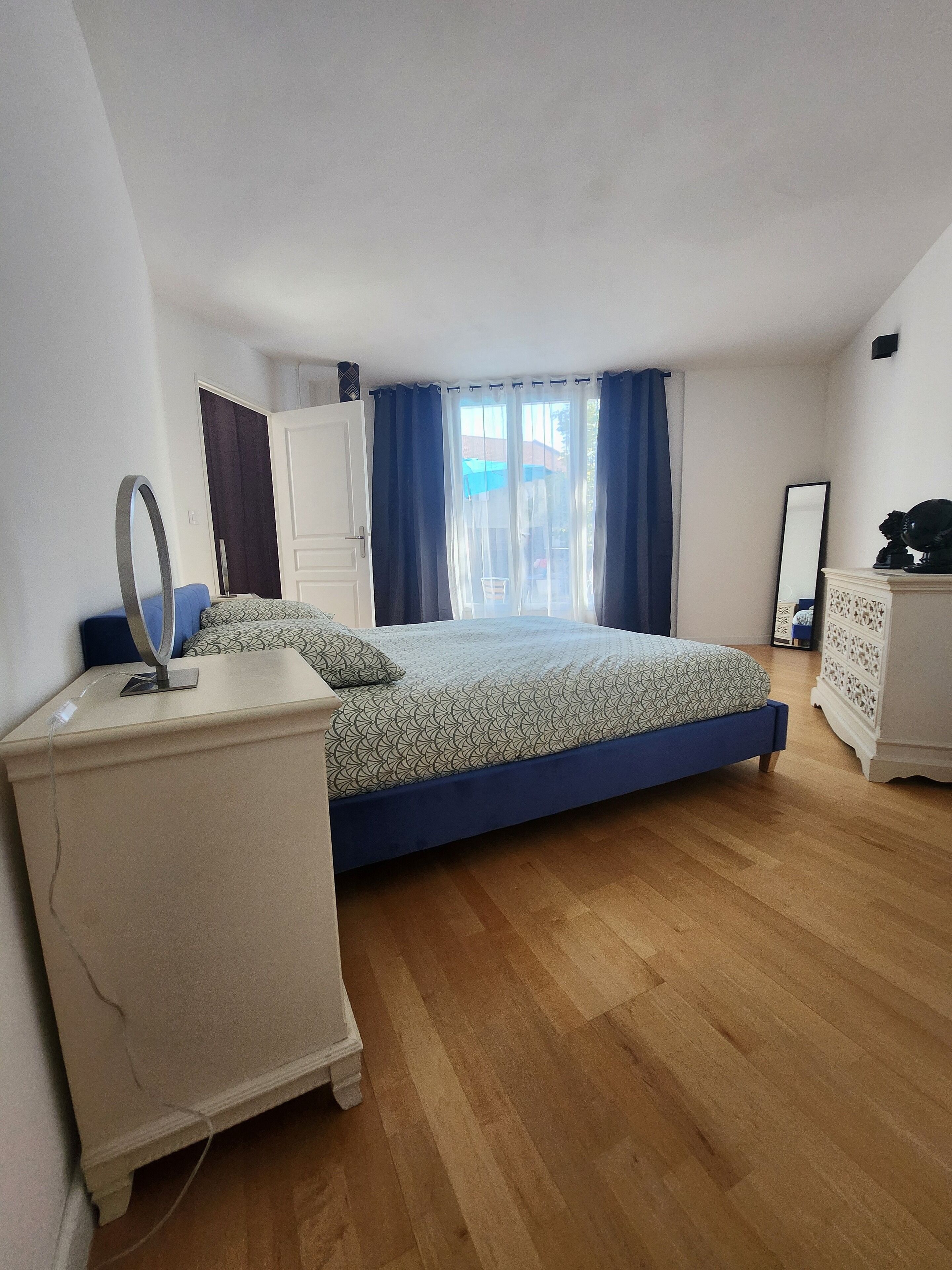 3 Schlafzimmer, Bügeleisen/Bügelbrett, Bettwäsche