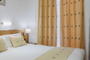 Iron/ironing board, free WiFi