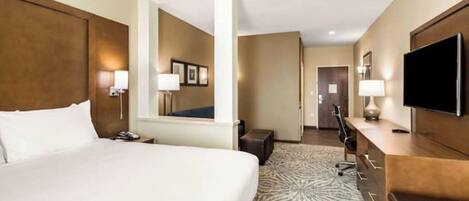 1 chambre, fer et planche à repasser, Wi-Fi gratuit, draps fournis