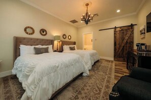 1 室のベッドルーム、アイロン / アイロン台、インターネット、ベッドシーツ