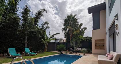 Lovely 3-bedroom villa with Private Pool in Tamaris