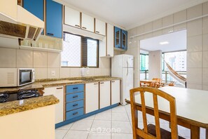 Basic Apartment | Private kitchen