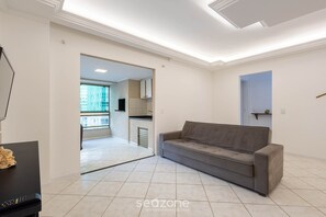 Basic Apartment | Living area