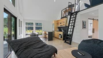 5 Schlafzimmer, Schreibtisch, Internetzugang, BettwÀsche