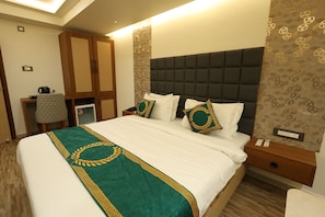 Standard Double Room, City View