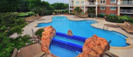 Outdoor pool, a heated pool