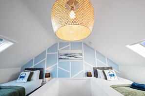 2 bedrooms, internet - Sunny Seaside Paradise (North East Lincolnshire)