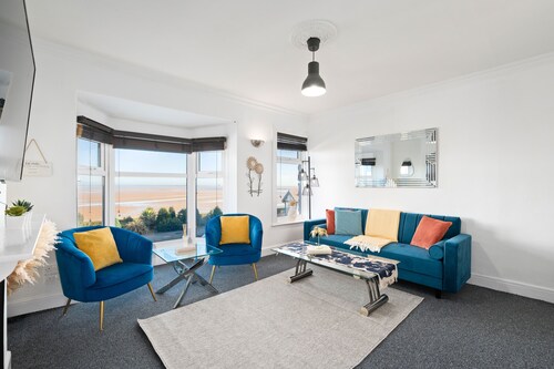 Sunny Seaside Paradise