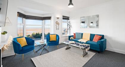 Sunny Seaside Paradise