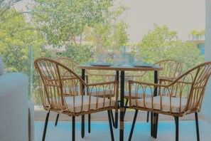 Exclusive-Apartment, Gartenblick | Terrasse/Patio