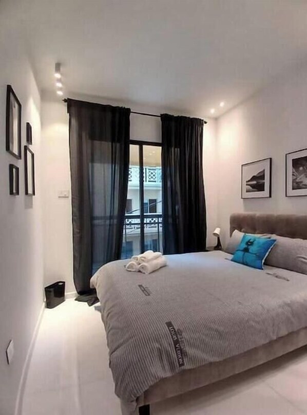 2 bedrooms, Internet, bed sheets