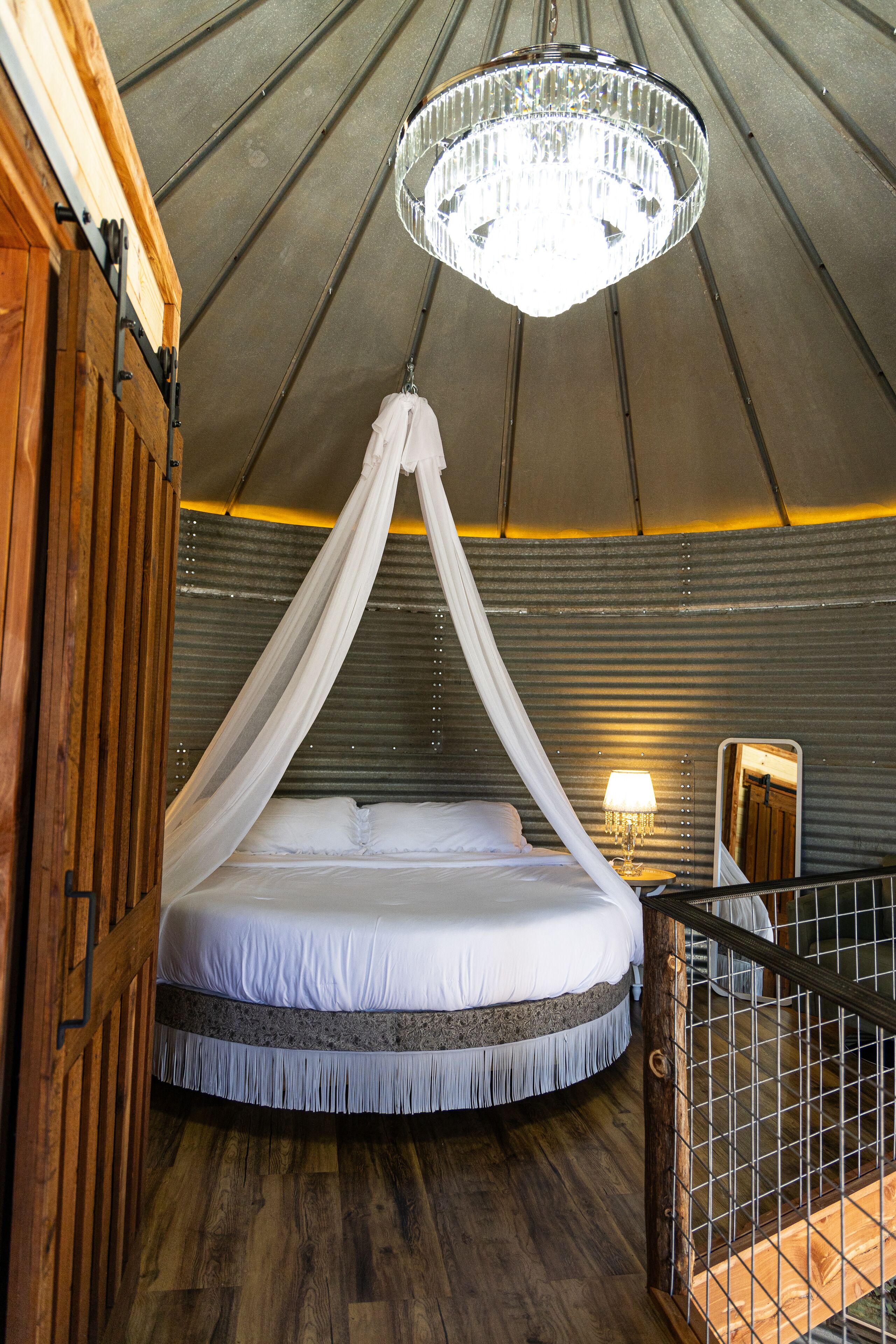 1 habitación, escritorio, tabla de planchar con plancha y wifi gratis 