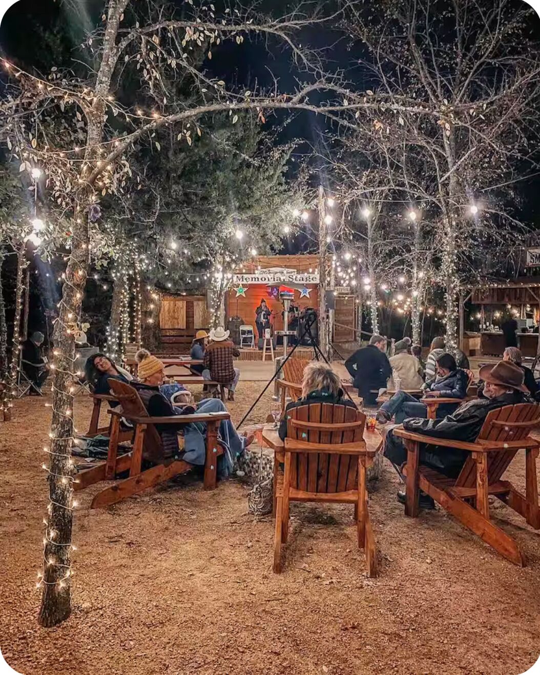 屋外ダイニングエリア