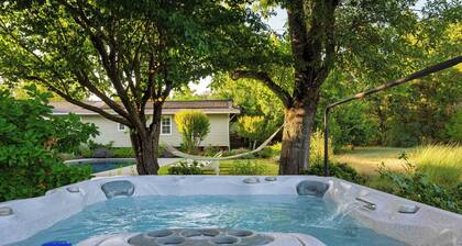 Glen Ellen Escape 5BR Retreat w/ Pool, Hot Tub, Hammocks & Vineyard Views