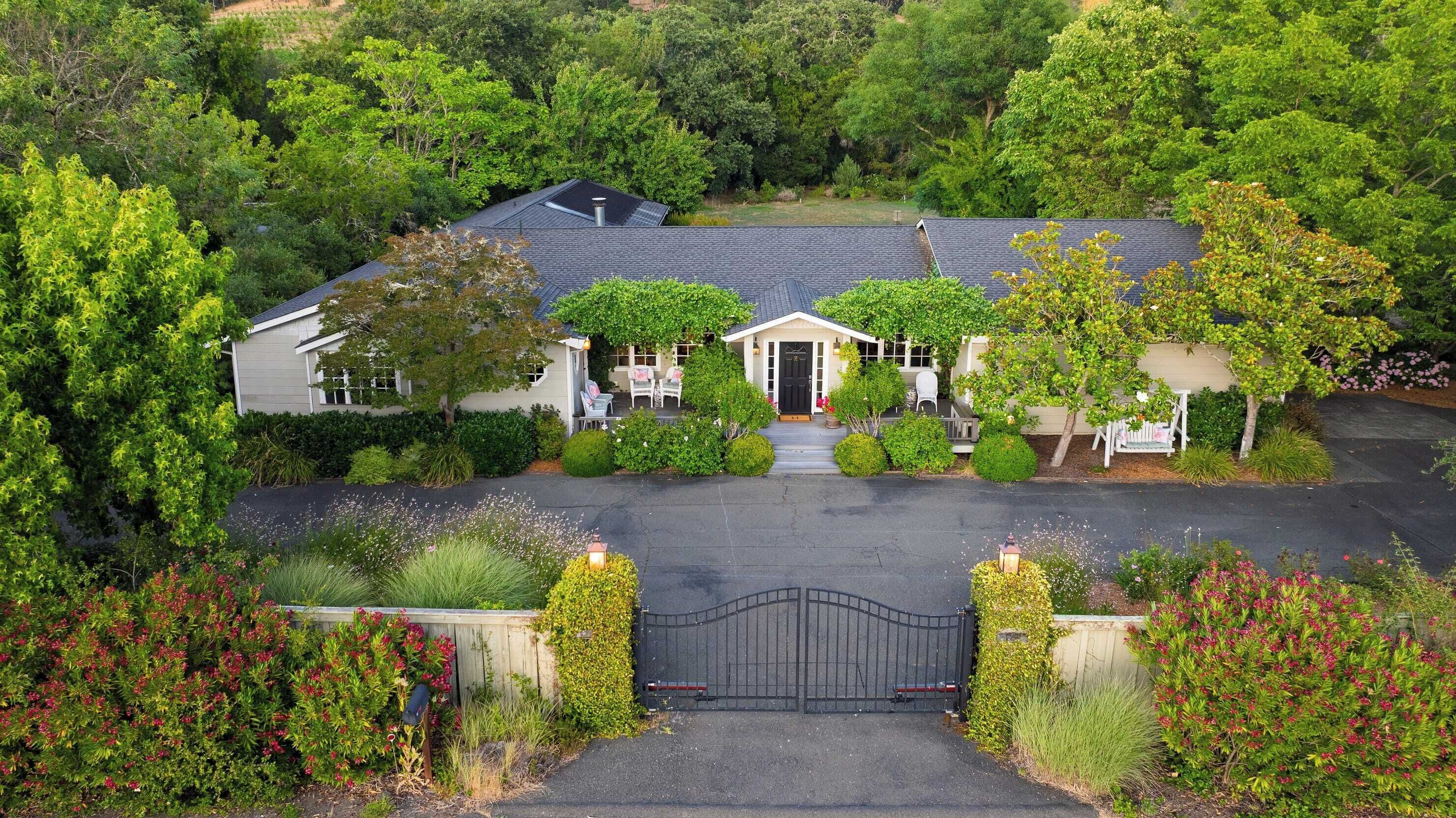 Rumah (5 Bedrooms) | Interior