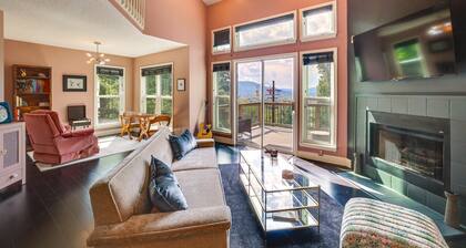 Mountain View Ridge Retreat - King + Queen + Loft - 2.5 Baths